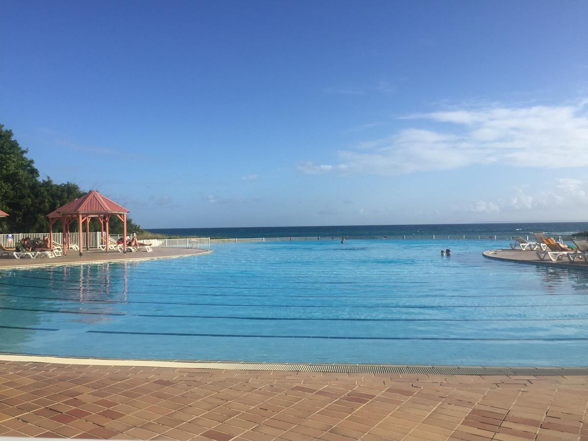Brin D'Ile Anse Des Rochers Vue Mer A 50 M De La Plage Et Piscine Сен-Франсуа Екстер'єр фото